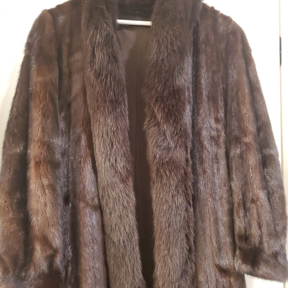 Mink Fox collar, 20W, sable - Picture 2 of 3